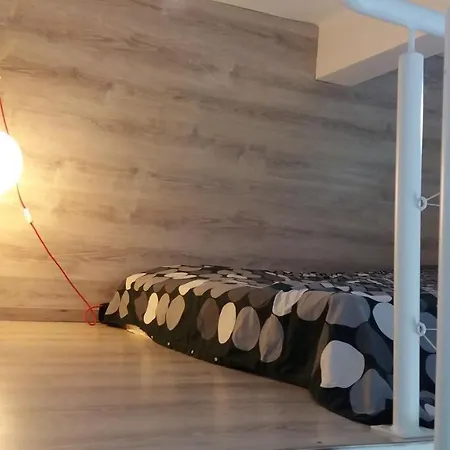 Loft House 1 דירה